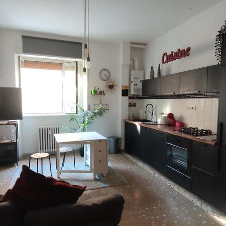 Simonhome Roma Esterno foto